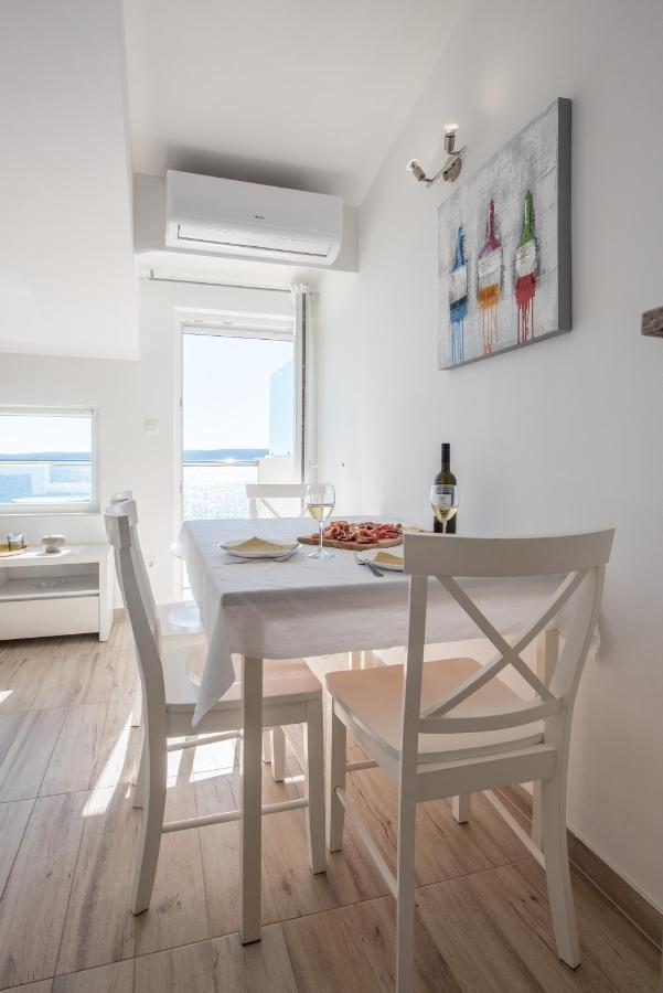 Apartments Amneris Trogir Exterior foto